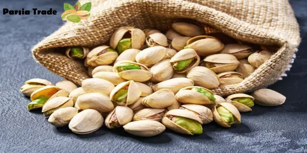 خواص درمانی و تغذیه‌ ای پسته احمد آقایی